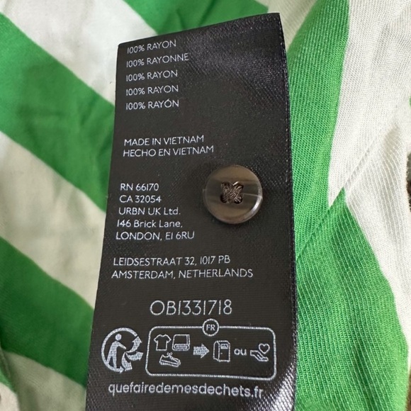 Maeve Anthropologie the Paz button down
LL5 - Picture 5 of 7